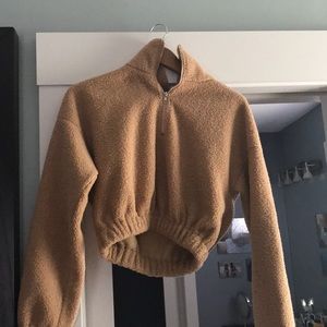 Cropped sweatshirt